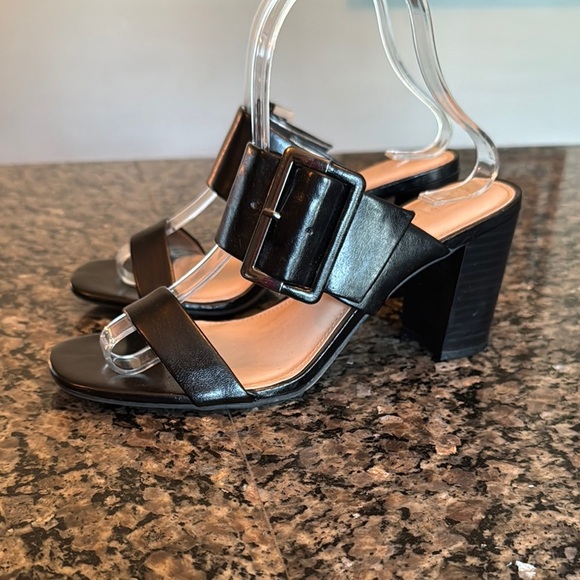 Kelly & Katie Black adjustable strap Heeled Sandals with Chunky Block Heel EUC 8 - Picture 4 of 16